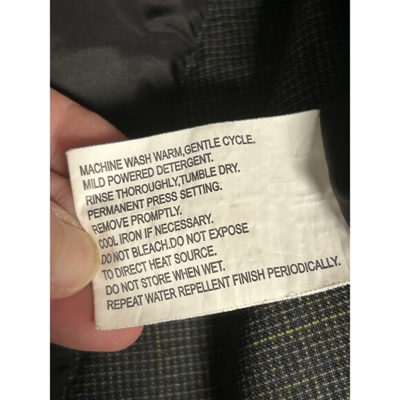 Kerrits Hight Tail Waterproof Rain jacket Black. Zip Pockets Adjustable Snaps LG - Picture 14 of 15